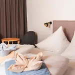 Gamshag Hotel