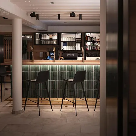 Gamshag Hotel 3*