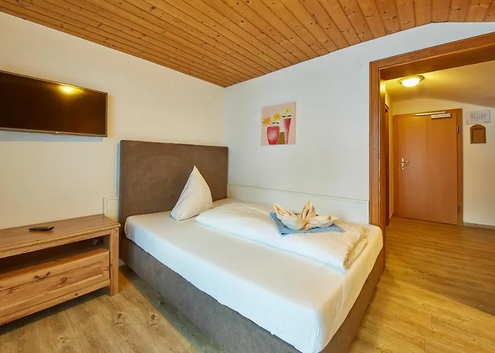 Gamshag Hotel